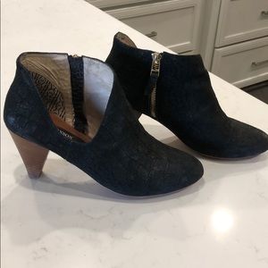 Women’s black suede booties size 7.5